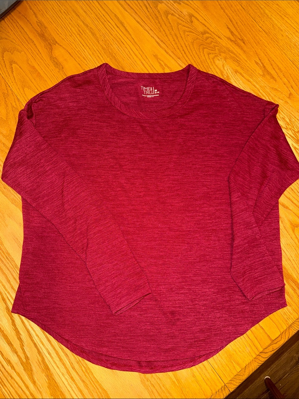 Time and Tru Women's Long Sleeve Crewneck Top - Berry